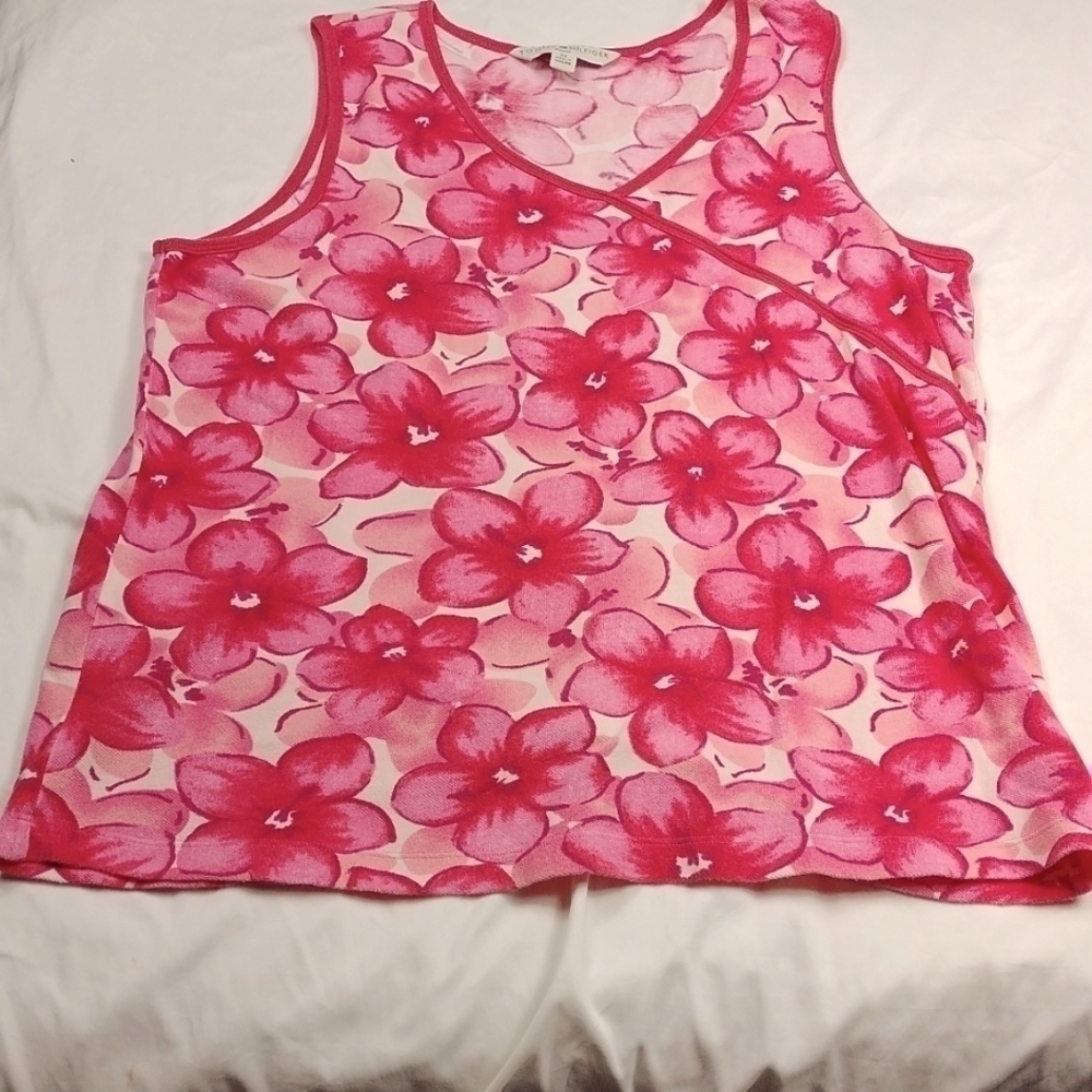 Tommy Hilfiger women's 2X sized sleeveless top